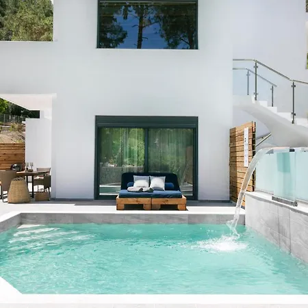 Villa Dasylio - Earthy Living